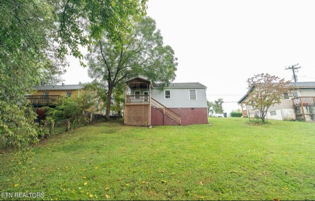 Building Photo - 2306 Whittle Springs Rd