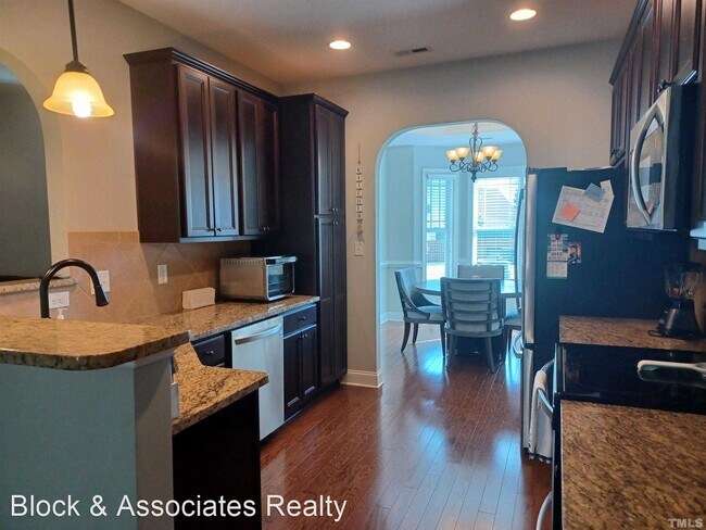 Foto del edificio - 3 br, 2.5 bath House - 45 Twin Leaf Circle