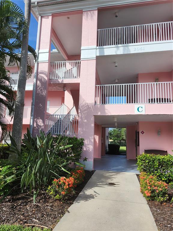 Building Photo - 2061 Willow Hammock Cir