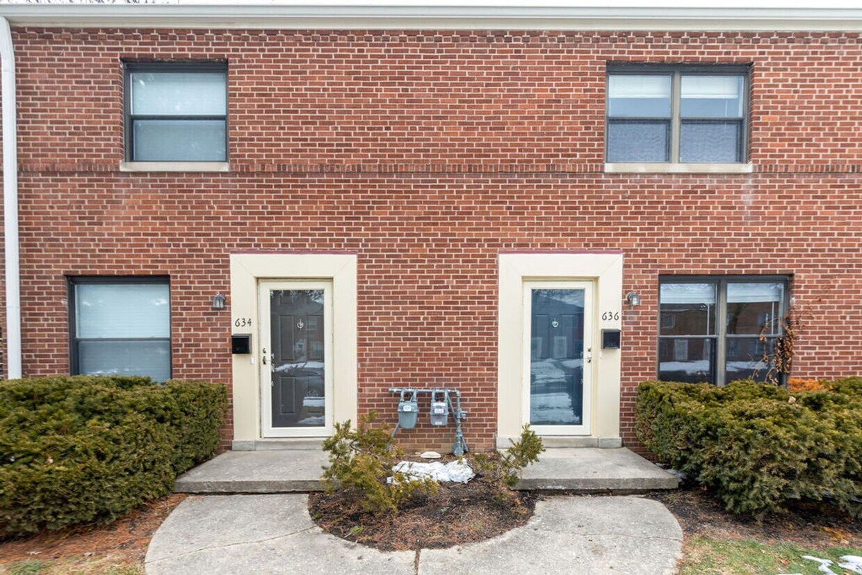 Primary Photo - 636 Blenheim Rd