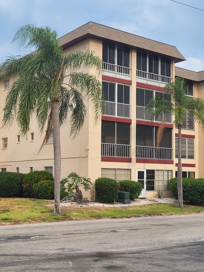 Building Photo - 4191 Heron Way