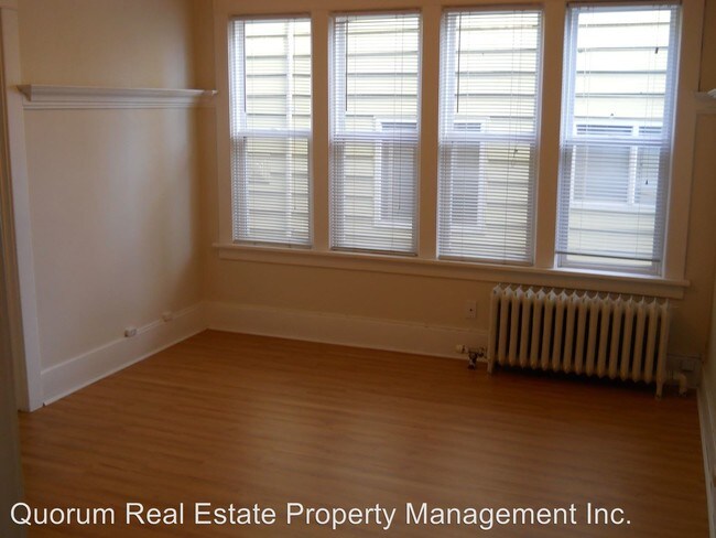 Foto del edificio - 2111 Nob Hill Ave N