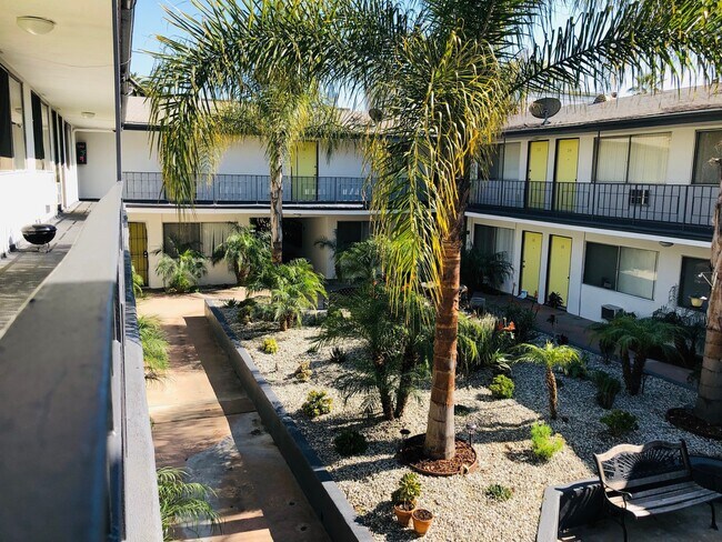 Foto del interior - Westmont Apartments LLC