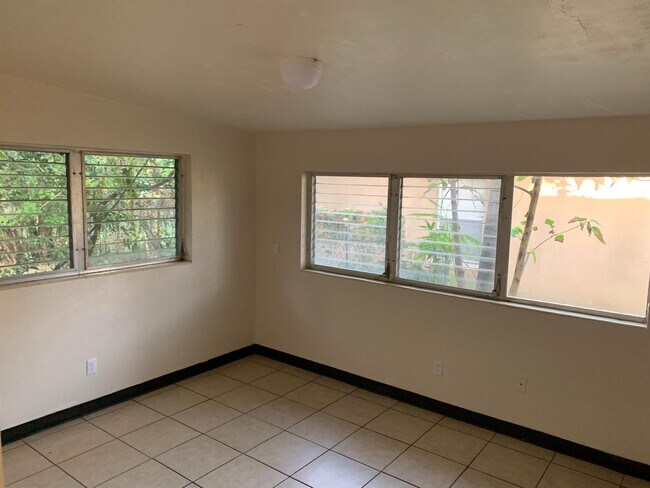 Foto del edificio - 615 18th St