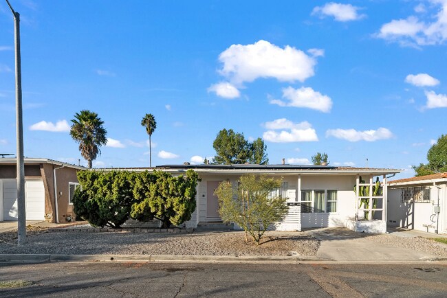Foto del edificio - 6442 Bradford St