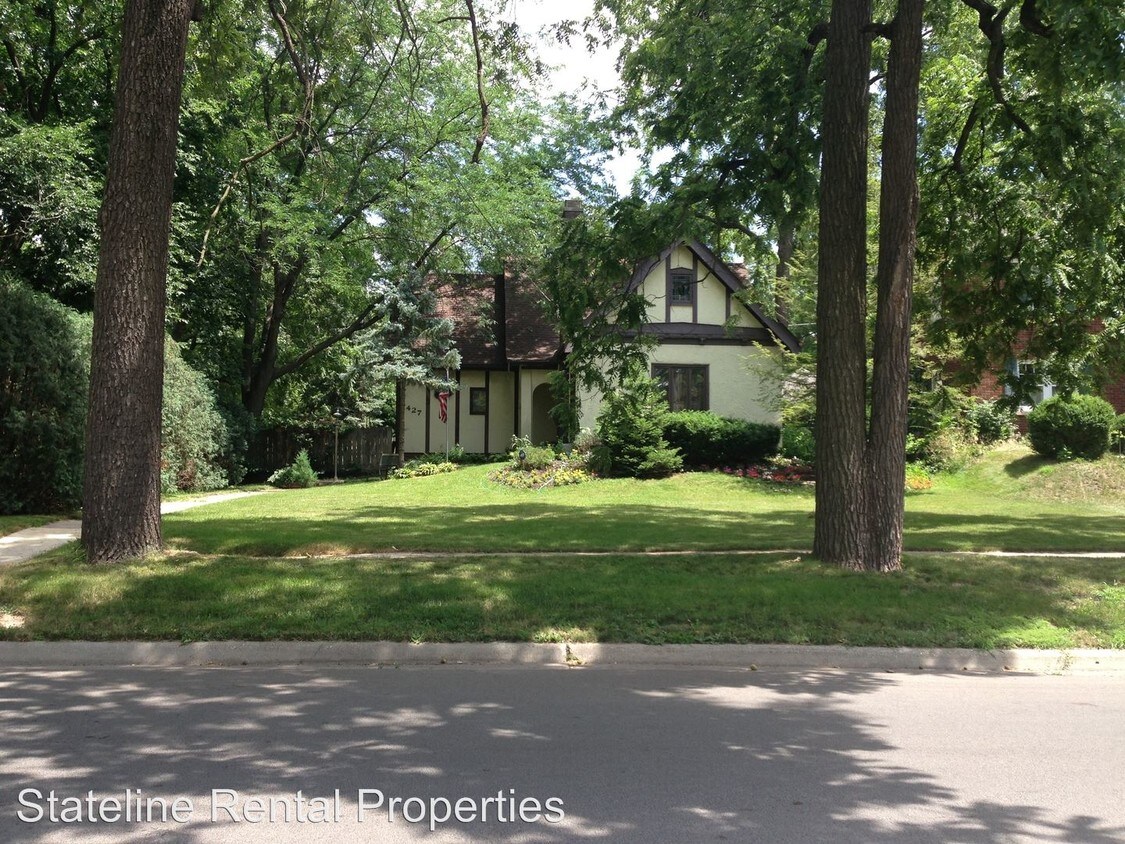Primary Photo - 427 N Prospect St
