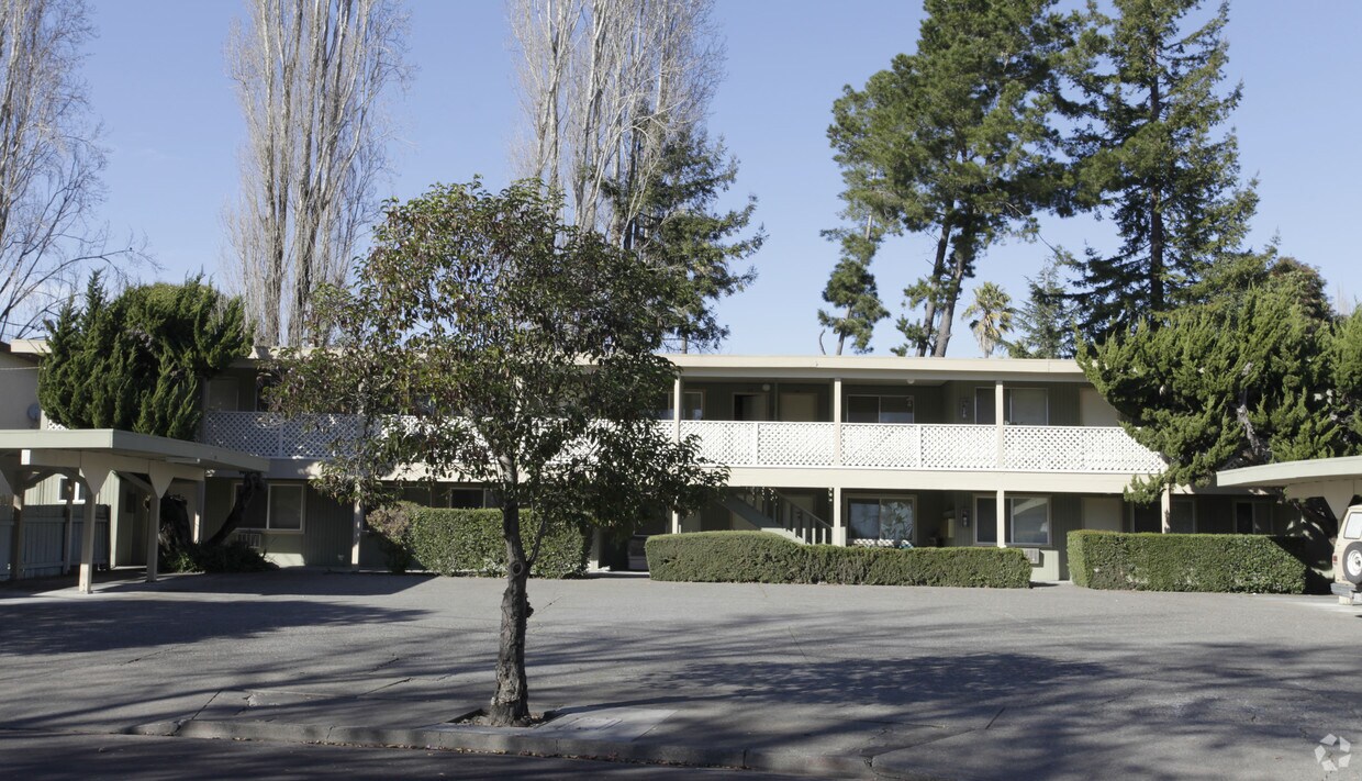 Primary Photo - 7466 Bridgit Dr