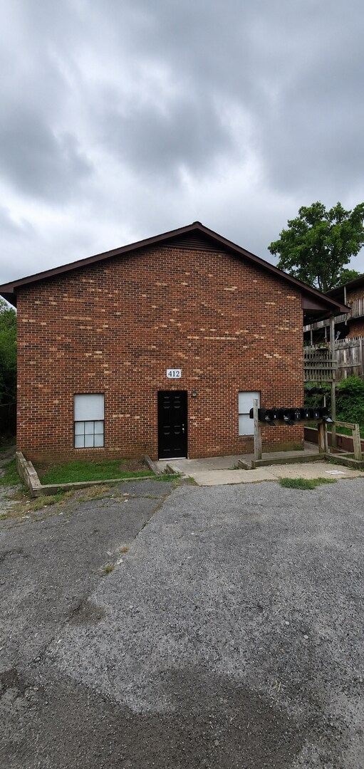 Building Photo - 1400 W Academy St