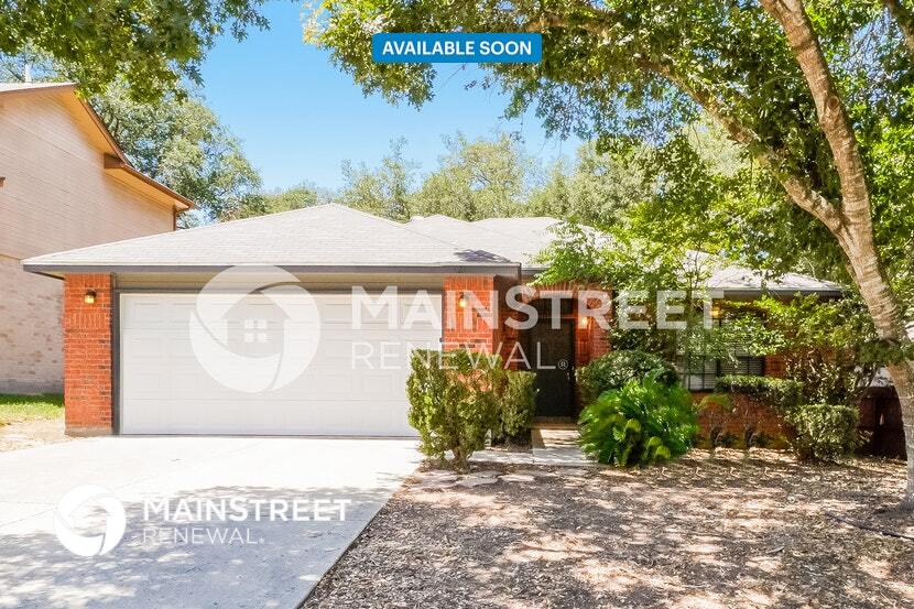 Primary Photo - 121 Plaza Dr