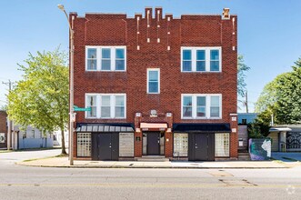 Building Photo - 1337 S Vandeventer Ave