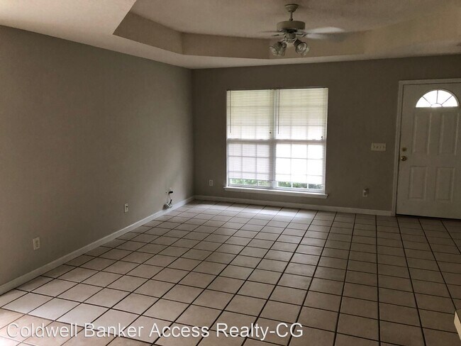 Building Photo - 3 br, 2 bath House - 302 Windridge Drive