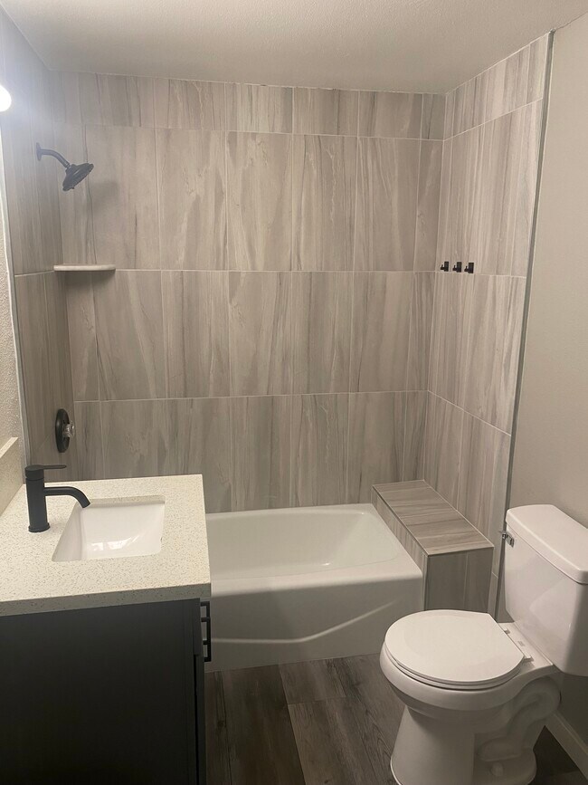 2543 Colonia Ave, Oxnard, CA 93036 House for Rent in Oxnard, CA