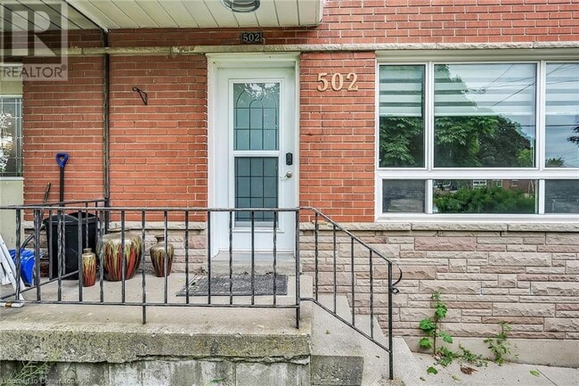 Building Photo - 502 Upper Kenilworth Ave
