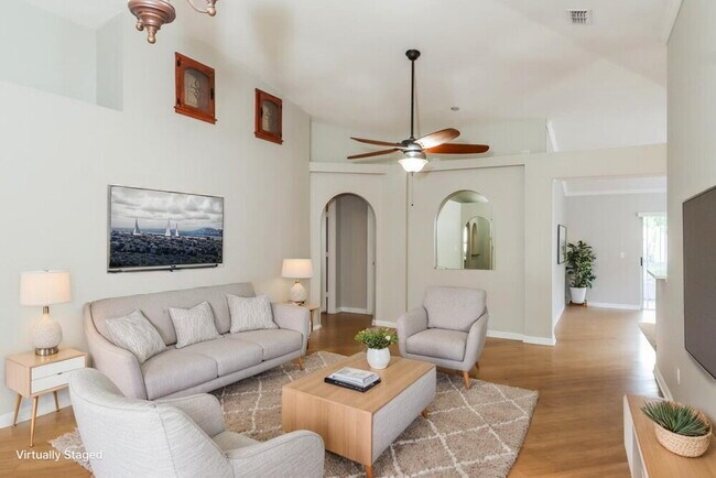 Foto del edificio - 25213 Hyde Park Blvd