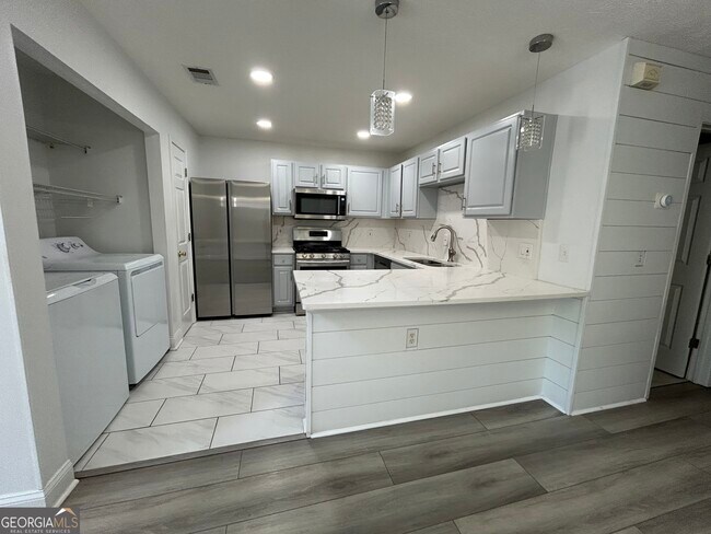 Foto del edificio - 2380 Lexington Ln
