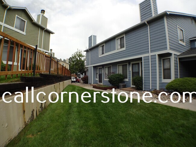 Foto del edificio - 2780 Hearthwood Ln