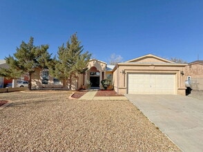 Building Photo - 6139 Cottontail Rd NE
