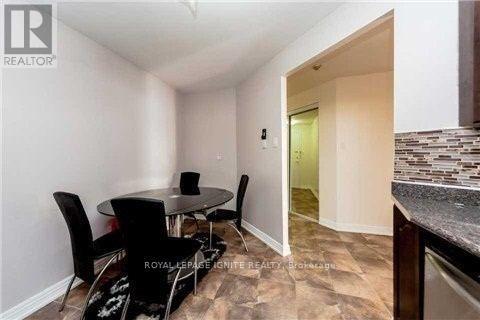 Photo du bâtiment - 410-410 McLevin Ave