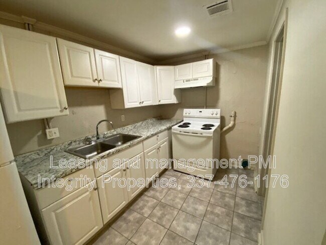 Foto del edificio - 318 Auburn Dr