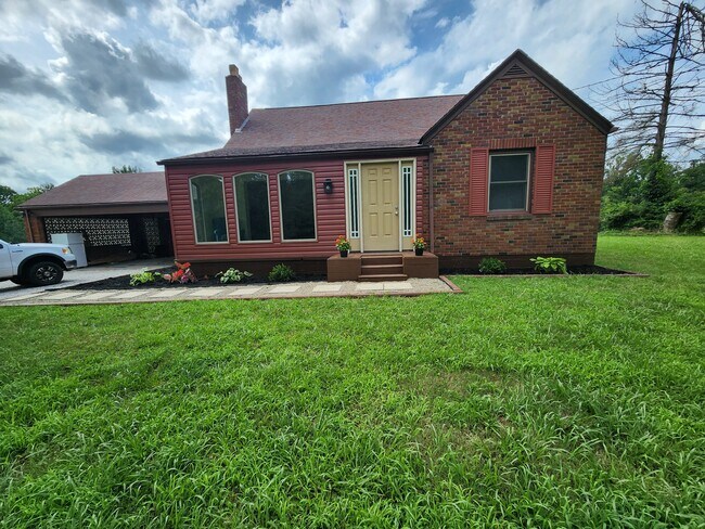 Building Photo - 2740 Dutch Ridge Rd