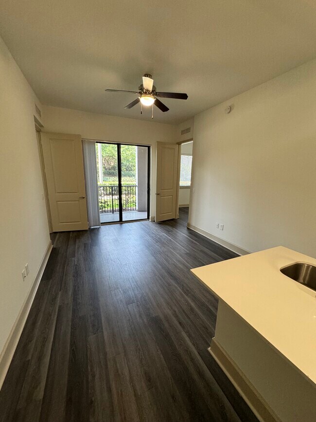 Building Photo - 3150 NW 98th Ct