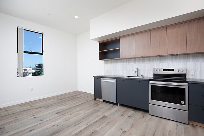 Building Photo - The Jackson North Park