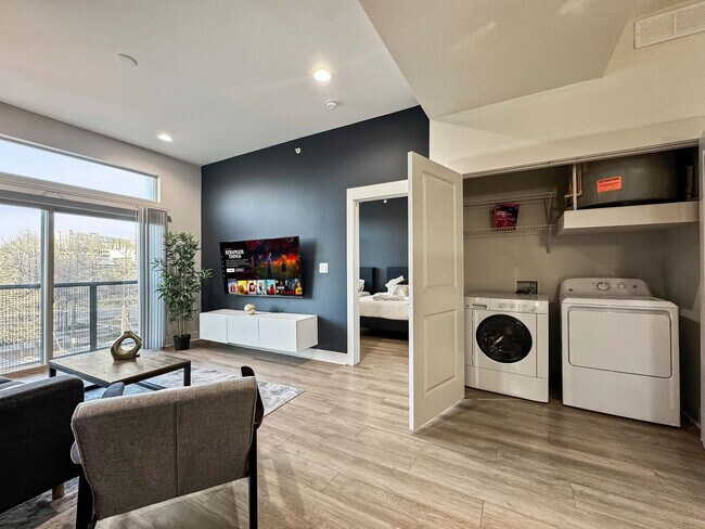 Foto del edificio - 2908 Indiana St