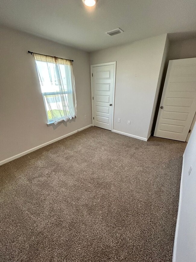 Building Photo - 6380 Bellavia Ln
