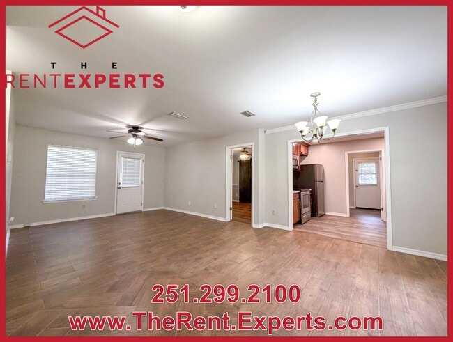 Building Photo - 2086 Mesa Dr