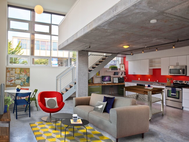 Building Photo - AVA Queen Anne