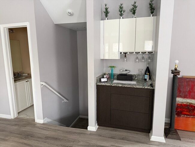 Building Photo - 3100 Irma Ct