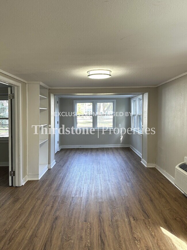 Foto del edificio - 92 W 55th St