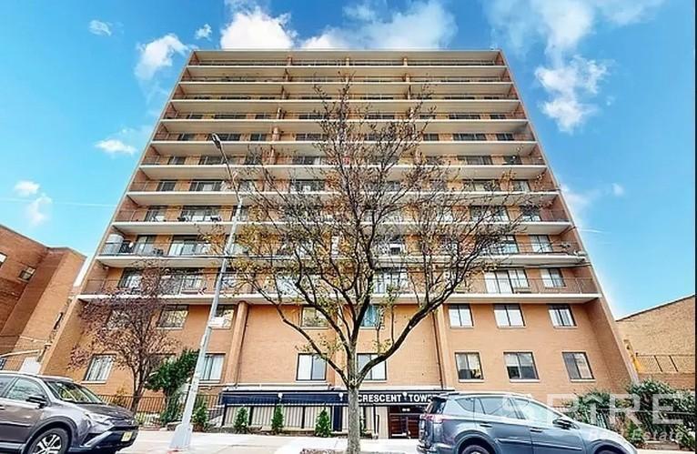 Primary Photo - 1 bedroom in New York NY 11102