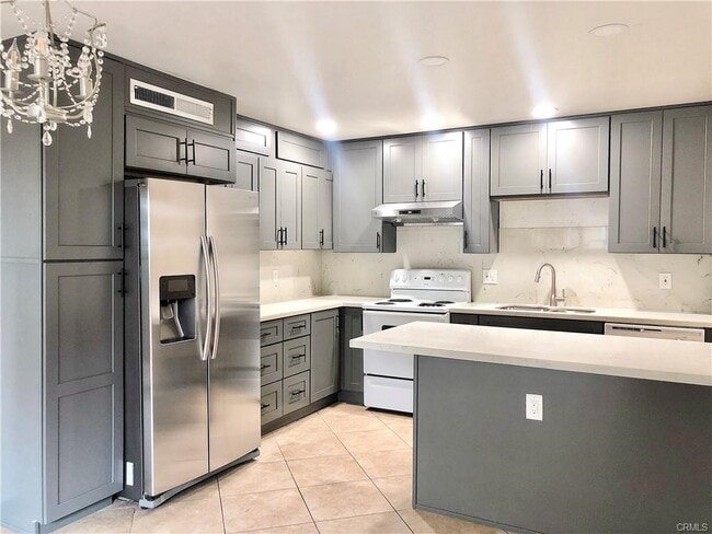 Building Photo - 2127 Eveningside Dr