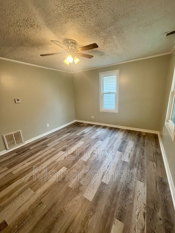 Building Photo - 4015 Parthenia Ave