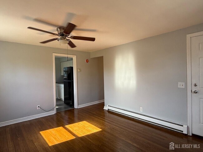 Foto del edificio - 824 2nd St