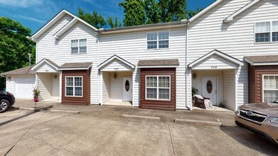 Building Photo - 7112 Country Club Dr