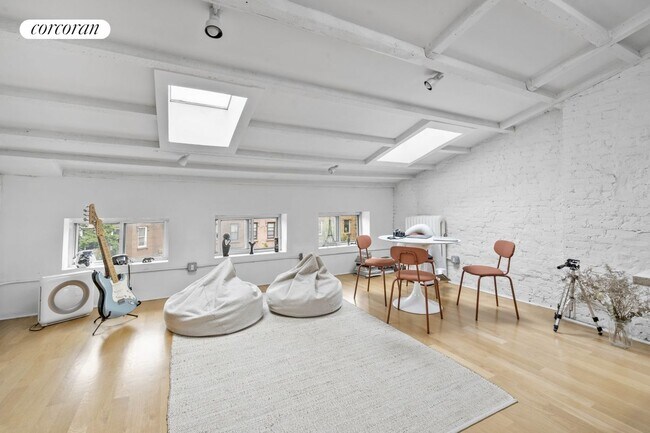 Foto del edificio - 820 Quincy St