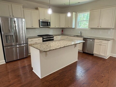 Foto del edificio - Recently updated 4 Bedroom 2.5 Bath