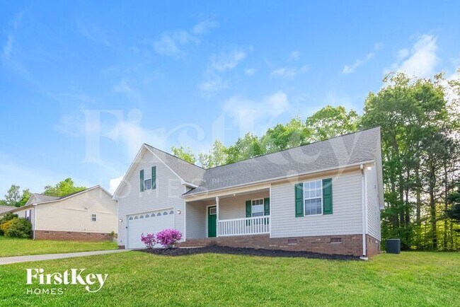 Foto del edificio - 5327 Oaktree Dr