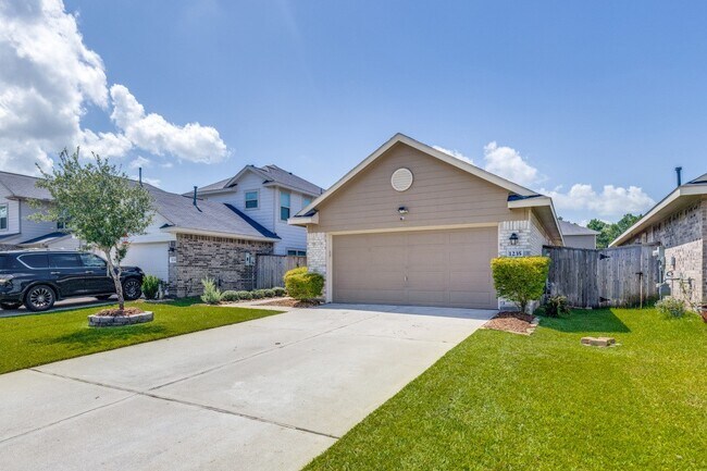 Foto del edificio - 1235 Blue Hazel Ct