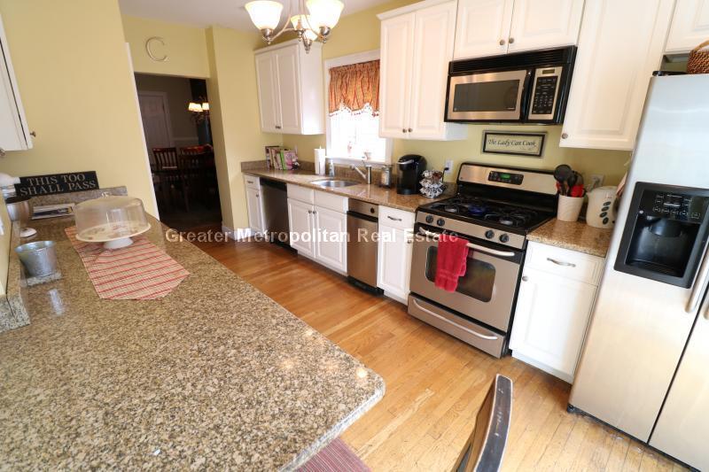 Foto principal - 661 E 6th St