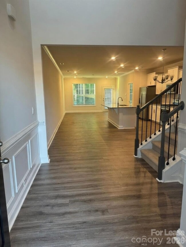 Building Photo - 7870 Iron Rd