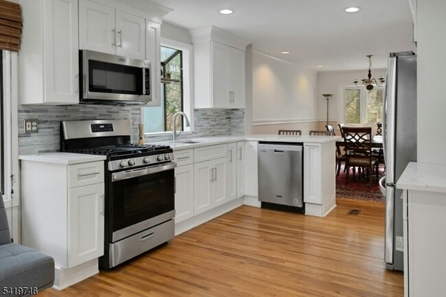 Photo - 34 Lockley Ct House