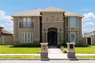 Building Photo - 4805 S June Dr