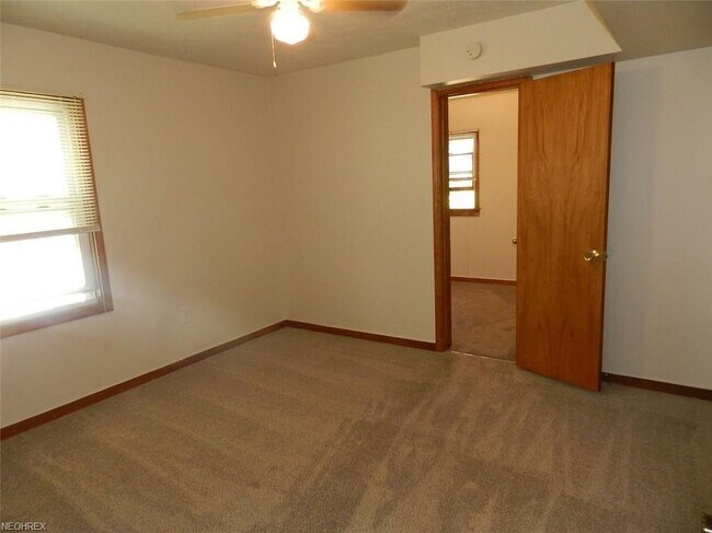 Foto del edificio - 6389 Olive Ave