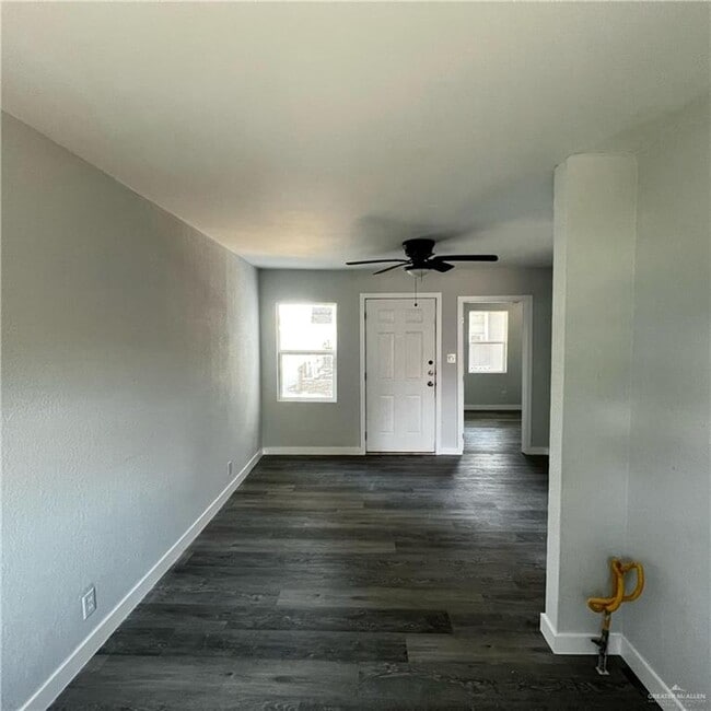 Building Photo - 5 W St Charles St