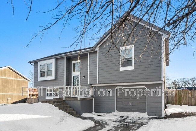 Foto del edificio - 33185 W 88th Terrace