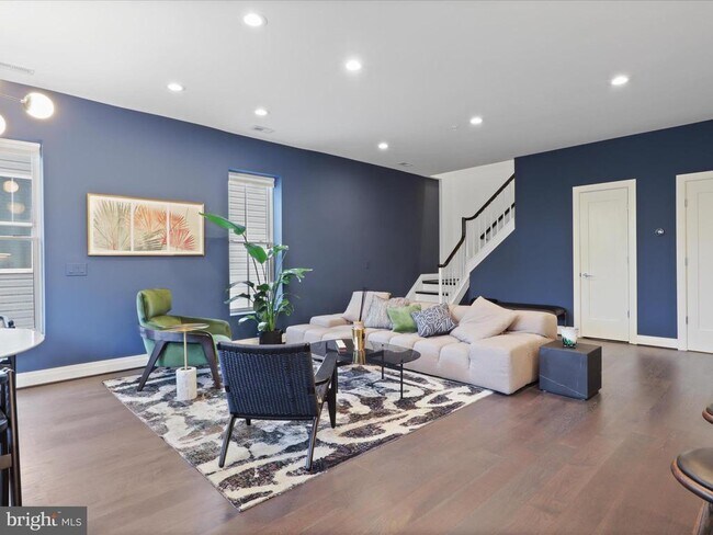 Foto del edificio - 770 Park Rd NW