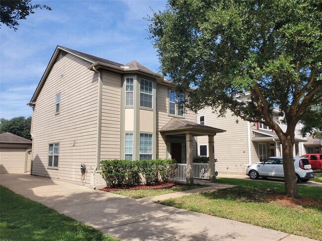 Building Photo - 6311 Scotchwood Dr